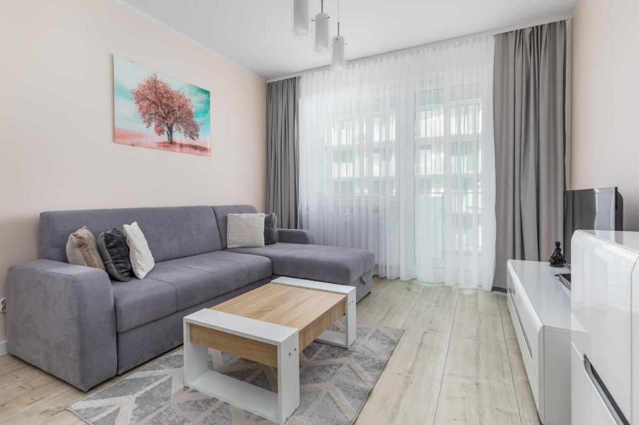Blizej Morza II Apartament Z Garazem By Renters Apartamento Kołobrzeg Exterior foto