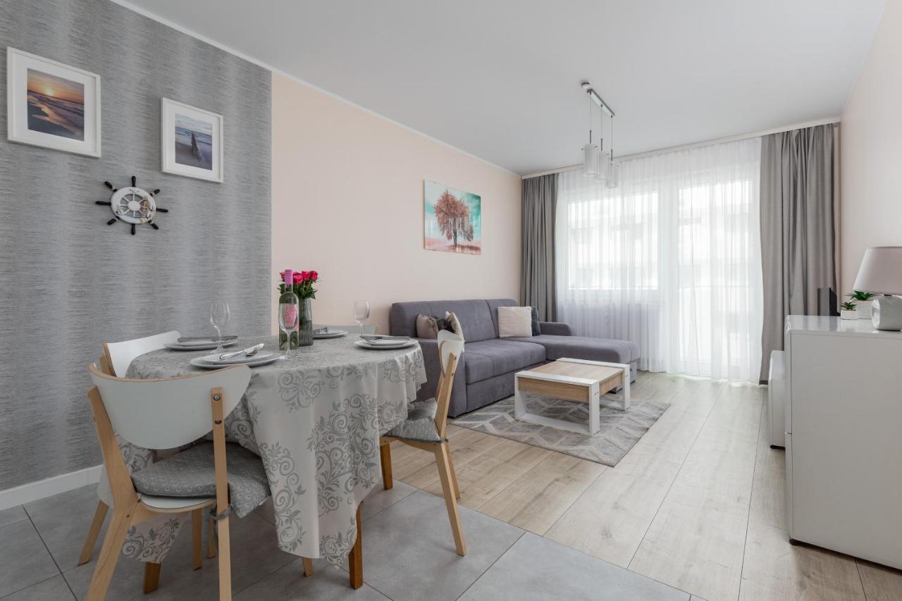 Blizej Morza II Apartament Z Garazem By Renters Apartamento Kołobrzeg Exterior foto